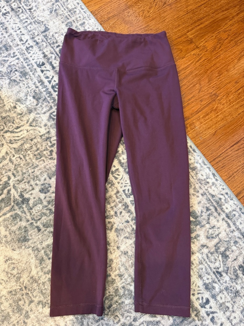 Yogalicious Capri Plum High-Waist Leggings
